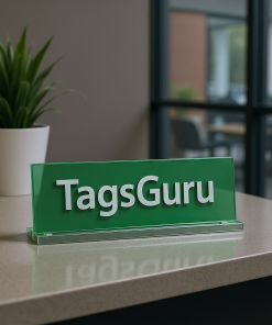 Evergreen Plastic Plate with White Text - Effect Image